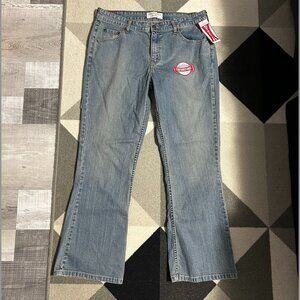 NWT Levi Strauss Signature Stretch Low Rise Bootcut Jeans Women's Size 14 SHORT